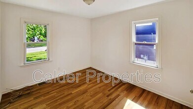 105 Morning Glory St SW in Grand Rapids, MI - Building Photo - Building Photo