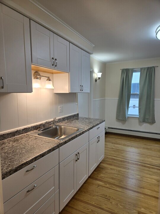 7 Myrtle St in Waterville, ME - Building Photo
