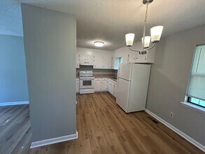 3219 Delia Ln NW in Huntsville, AL - Building Photo - Building Photo