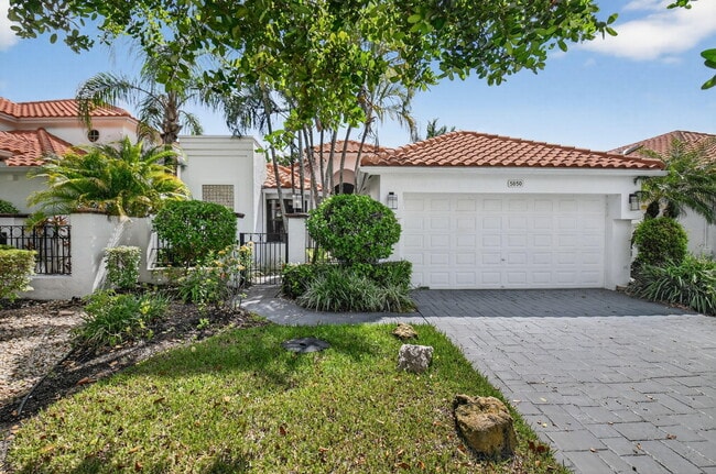 5850 NW 21st Ave in Boca Raton, FL - Building Photo - Building Photo