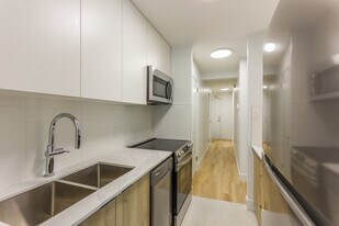 Axis Tower in Edmonton, AB - Building Photo