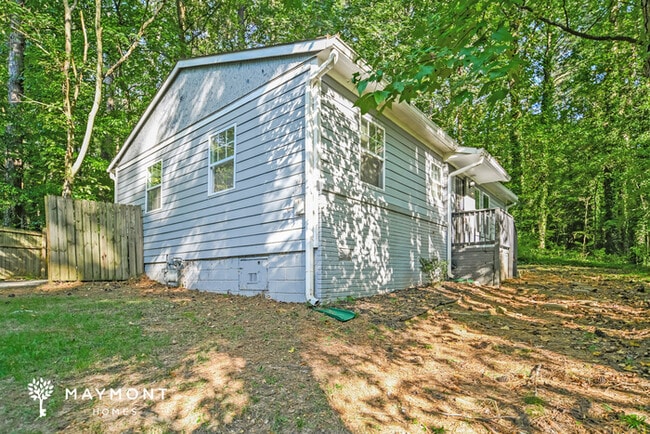 property at 2500 Swallow Cir SE