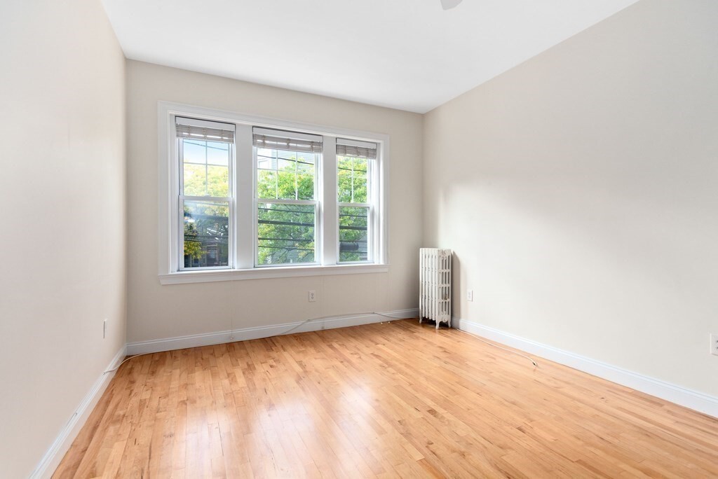 268 Windsor St, Unit 4 in Cambridge, MA - Building Photo