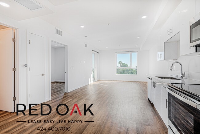 property at 1860 N Western Ave