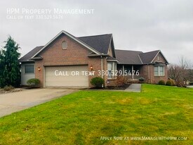 2014 E Main St in Louisville, OH - Building Photo