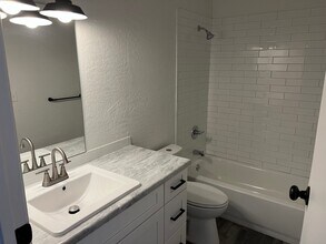 2236 W Southern Ave in Phoenix, AZ - Building Photo - Building Photo