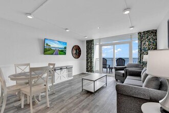 1700 N Ocean Blvd in Myrtle Beach, SC - Foto de edificio - Building Photo
