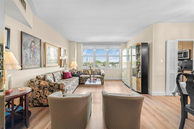 property at 4747 Collins Ave