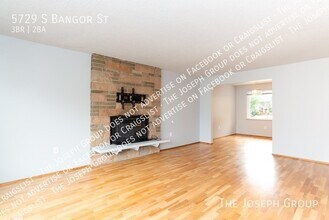 5729 S Bangor St in Seattle, WA - Building Photo - Building Photo