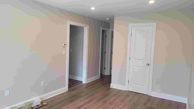 4 Elm St in Norwalk, CT - Building Photo - Building Photo