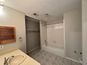 6511 Devine Dr in Arlington, TX - Building Photo - Building Photo