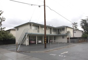 452 S Bernardo Ave in Sunnyvale, CA - Building Photo