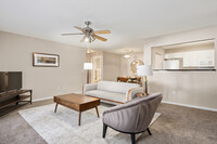 Chapel Creek Apartments in Fultondale, AL - Foto de edificio - Interior Photo