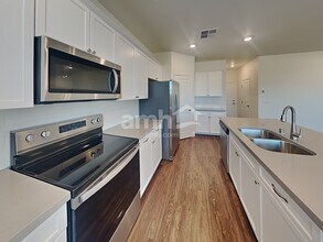 6142 Theodore St in North Las Vegas, NV - Building Photo - Building Photo