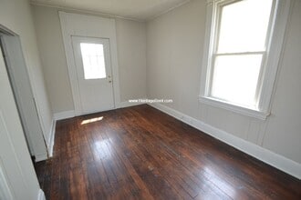 529 Hawthorne Ave in Cincinnati, OH - Building Photo - Building Photo