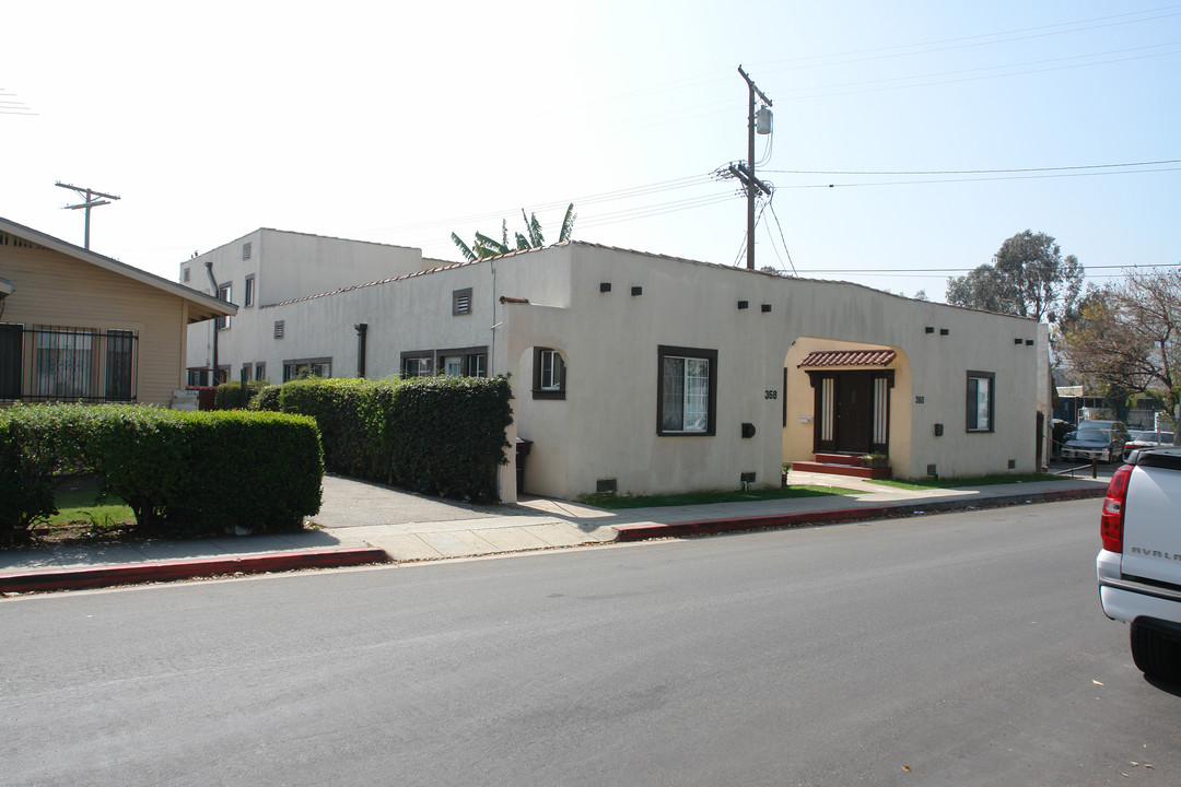 358 Magnolia Ave in Glendale, CA - Foto de edificio