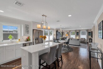 308 Morris Ave in Spring Lake, NJ - Building Photo - Building Photo