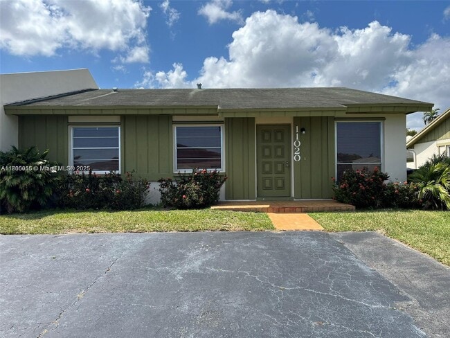 11020 SW 124th Ct in Miami, FL - Building Photo - Building Photo