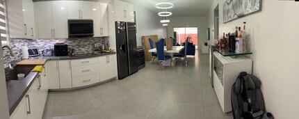 2955 W 80th St in Hialeah Gardens, FL - Building Photo - Building Photo