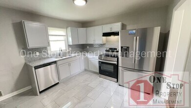8411 Brooklyn Ave in Kansas City, MO - Building Photo - Building Photo