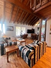 12107 Oslo Dr in Truckee, CA - Building Photo - Building Photo