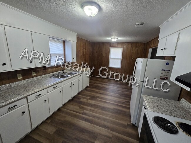 201 Mayfair Dr in Columbia, SC - Building Photo - Building Photo