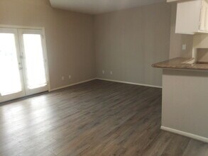 7575 Cambridge St, Unit 1003 in Houston, TX - Building Photo - Building Photo