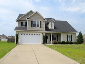198 Marigold Ln in Raeford, NC - Building Photo