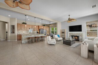 9 Shoreline Dr in Rancho Mirage, CA - Building Photo - Building Photo