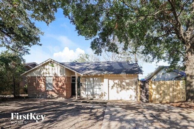 property at 12433 Ledger Ln