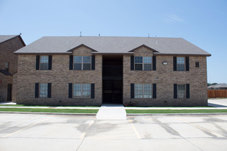 River Rock Apartments in Calera, OK - Foto de edificio - Building Photo