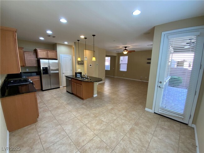 11239 Filmore Heights Ct in Las Vegas, NV - Building Photo - Building Photo