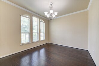 15727 Whisper Woods Dr in Cypress, TX - Building Photo - Building Photo