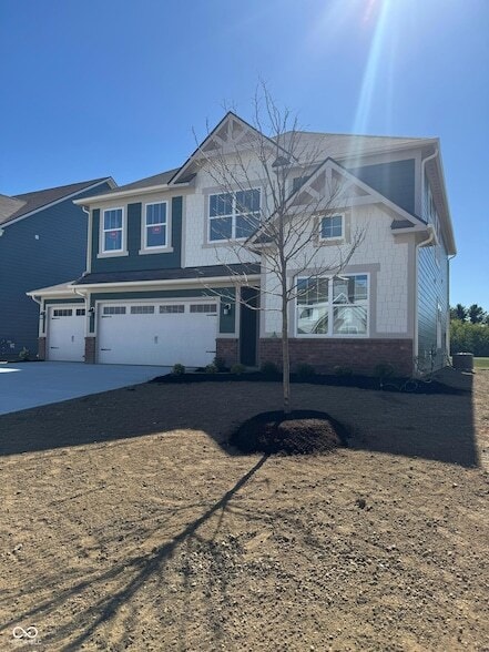 7581 Fallsworth Dr in Avon, IN - Foto de edificio - Building Photo