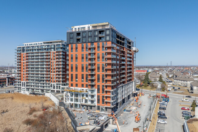 3980 Saint-Elzéar Boul O in Laval, QC - Building Photo - Building Photo