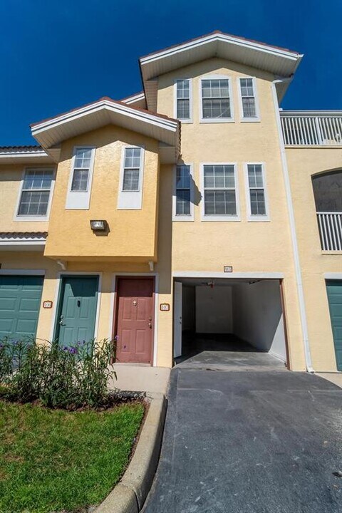 12106 Poppy Field Ln in Orlando, FL - Building Photo