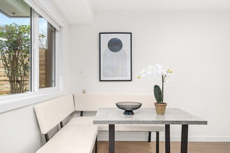 3011 E 29th Ave in Vancouver, BC - Building Photo - Building Photo