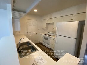 148 Purple Finch Ln in Mooresville, NC - Building Photo - Building Photo