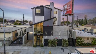 10035 S Western Ave in Los Angeles, CA - Building Photo