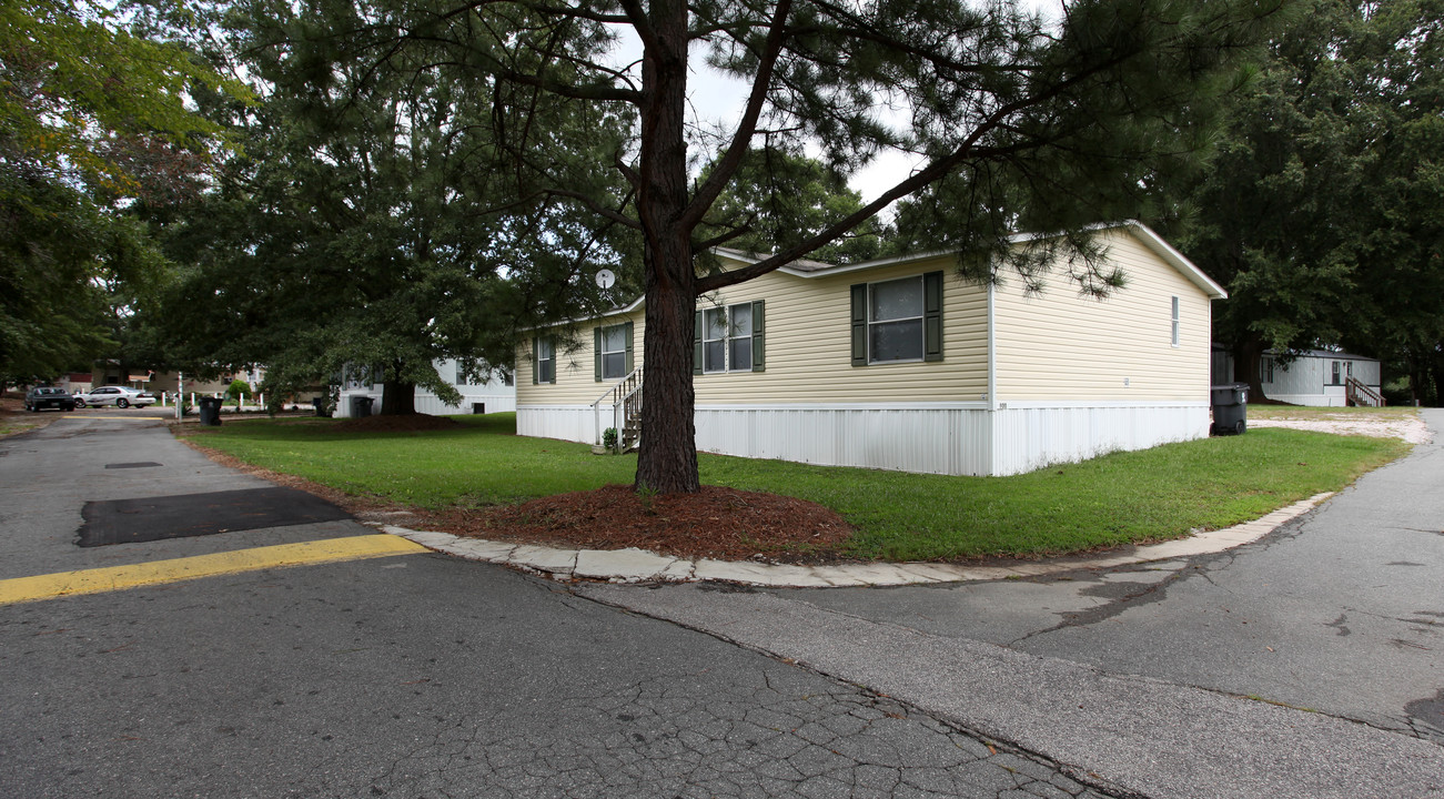 714 Annie Joe Ln in Zebulon, NC - Building Photo