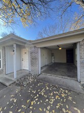 301 Spring Branch Ln in Kennedale, TX - Building Photo - Building Photo