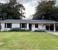 2843 Kaylin Dr in Shreveport, LA - Building Photo