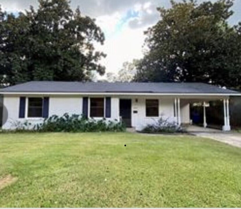 2843 Kaylin Dr in Shreveport, LA - Building Photo