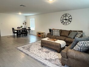 923 Antelope Trl in Temple, TX - Foto de edificio - Building Photo