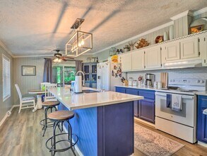 10097 Jims Trail in Rogers, AR - Building Photo - Building Photo