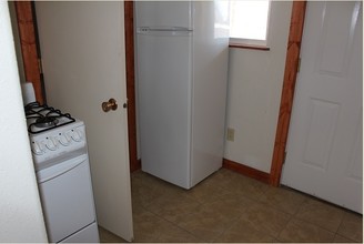 130 Montana Ave in Shelby, MT - Building Photo - Interior Photo