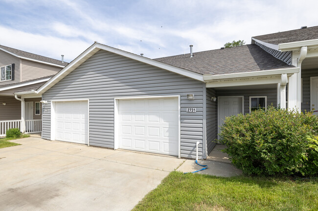 Georgetowne Homes in Rochester, MN - Building Photo - Building Photo