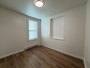 1736 Main St in Pleasant Valley, NY - Building Photo - Building Photo