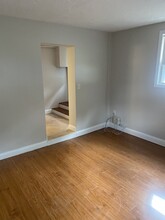 7 Mishawum Rd, Unit Basement. in Woburn, MA - Building Photo - Building Photo