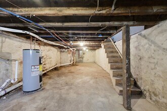 2318 N Beechwood St in Philadelphia, PA - Building Photo - Building Photo